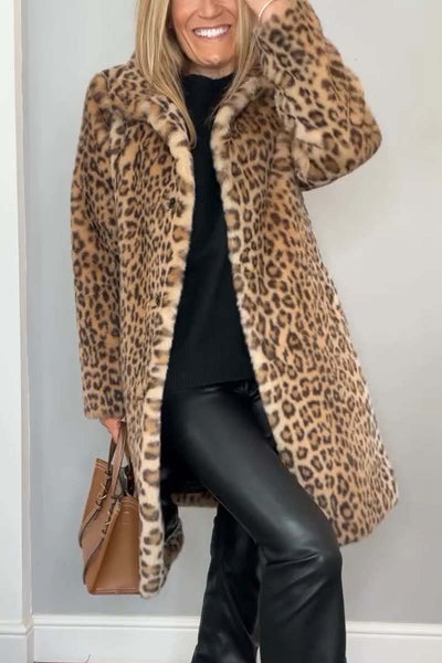 Elle | Cozy Winter Coat with Leopard Print