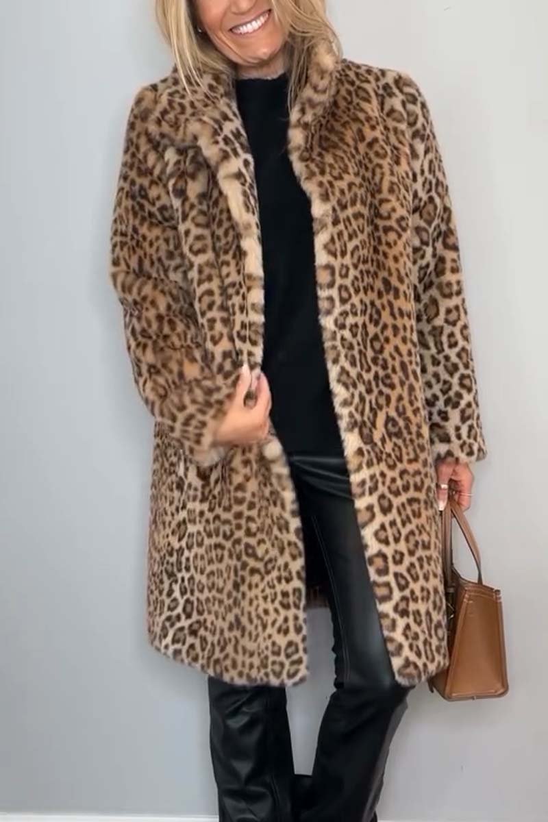 Elle | Cozy Winter Coat with Leopard Print