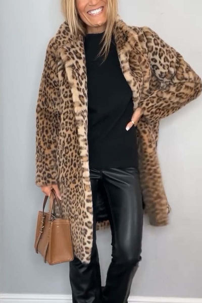 Elle | Cozy Winter Coat with Leopard Print