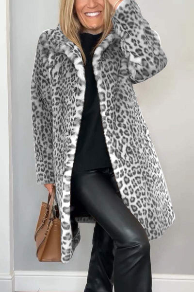 Elle | Cozy Winter Coat with Leopard Print