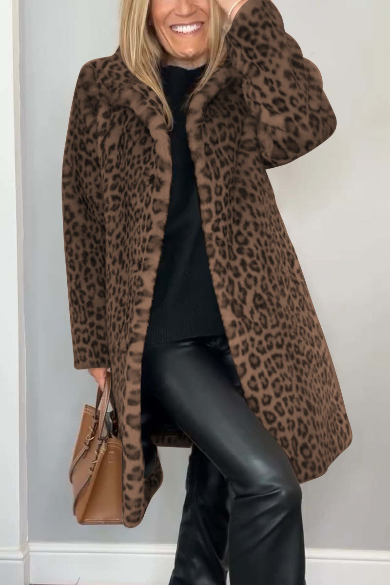 Elle | Cozy Winter Coat with Leopard Print