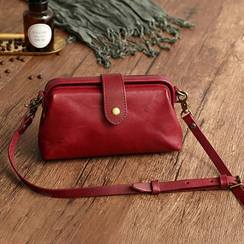 Kaja | Small Classy Shoulder Bag