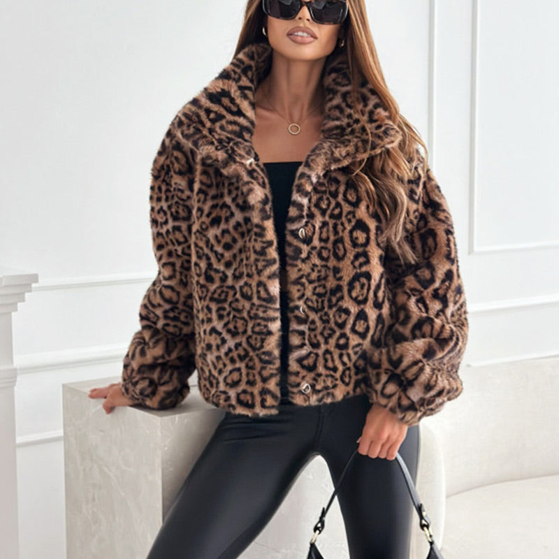 Donna | Women's Fluffy Leopard Print Short Coat